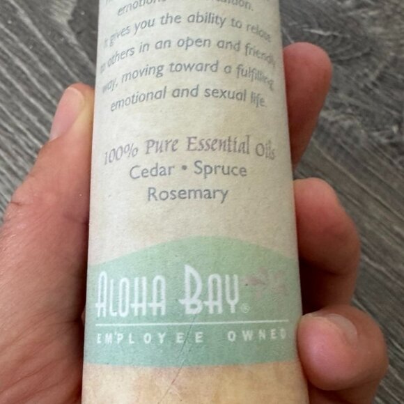 Heart Chakra Candle & Lava Stone Holder | 8 Inch Love Pillar w/ Essential Oils - Picture 6 of 10